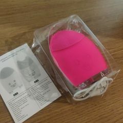 electric facial cleanser