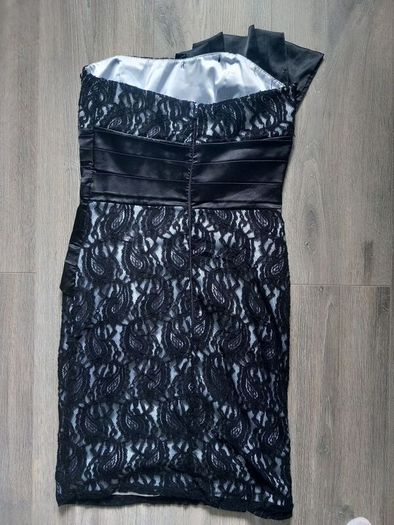 Georgeous black mini dress
