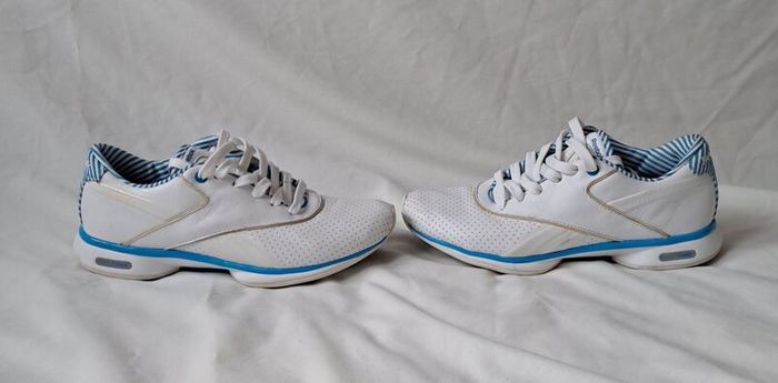 reebok easytone size 4 eu 37 white leather In excellent condition