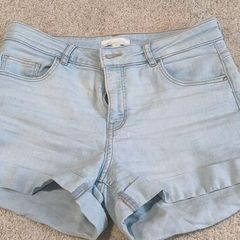 H&M Light Wash Denim Turn-Up Shorts - Size UK 10 / EUR 38
