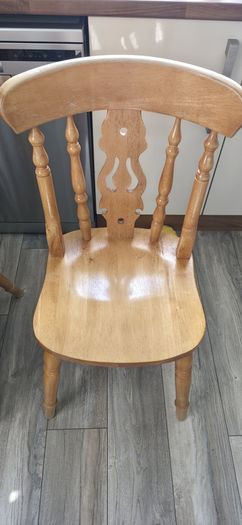 table and chairs