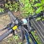 Giant Hybrid Bike Image 2