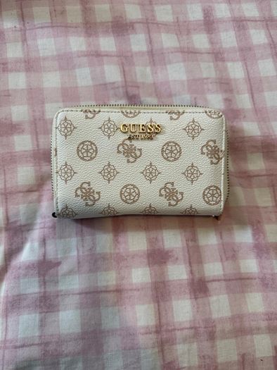 guess purse