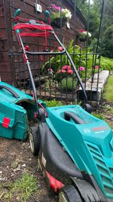 Bosch Rotak 36R electric lawnmower