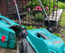 Bosch Rotak 36R electric lawnmower