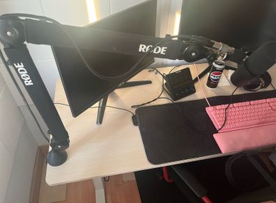 RODE PSA1+ plus Microphone Studio Arm