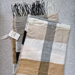 Stradivarius Scarf