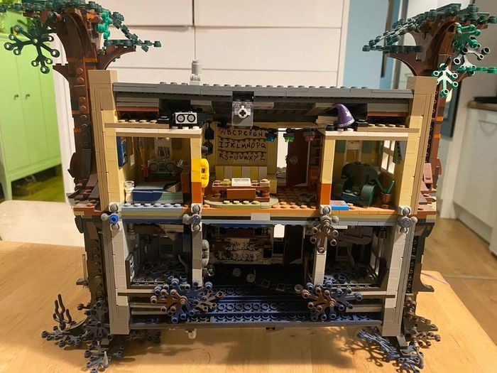 Lego Stranger Things House