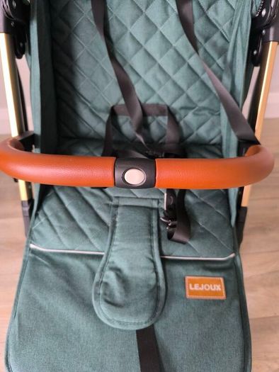 Lejoux travel stroller green and gold