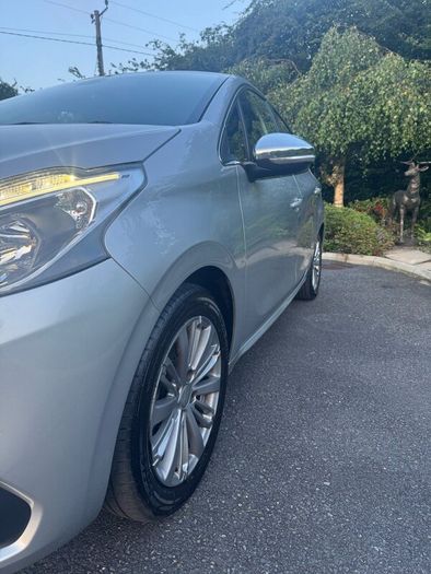 Peugeot 208 Allure Top Spec