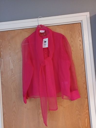 Savida  Nati Organza Blouse.  S.L - 14.   B.N.W.T