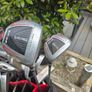 Golf bag and trolley Image 4