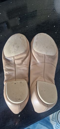 dance shoes