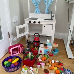 Kids Ikea play kitchen