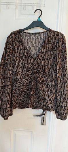 Ladies blouse