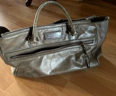 Bimba Y Lola leather hand bag