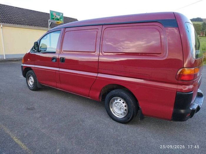 1997 mitsubishi L400 2.5