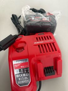 Milwaukee 5ah / fast charger
