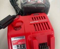 Milwaukee 5ah / fast charger