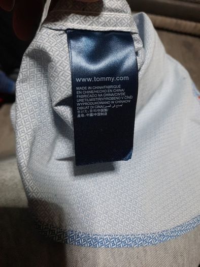 blue Tommy hilfiger shirt