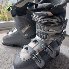 Ladies Ski boots