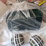 mixed flower arranging supplies Image 9