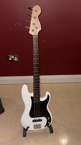 Squire affinity P Bass