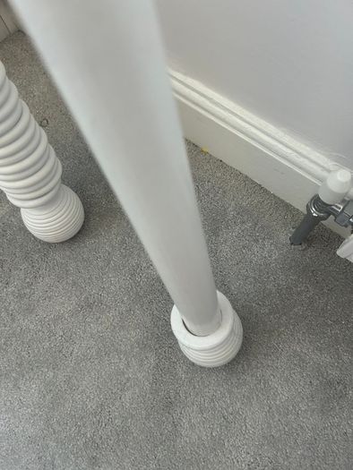 2 curtain poles