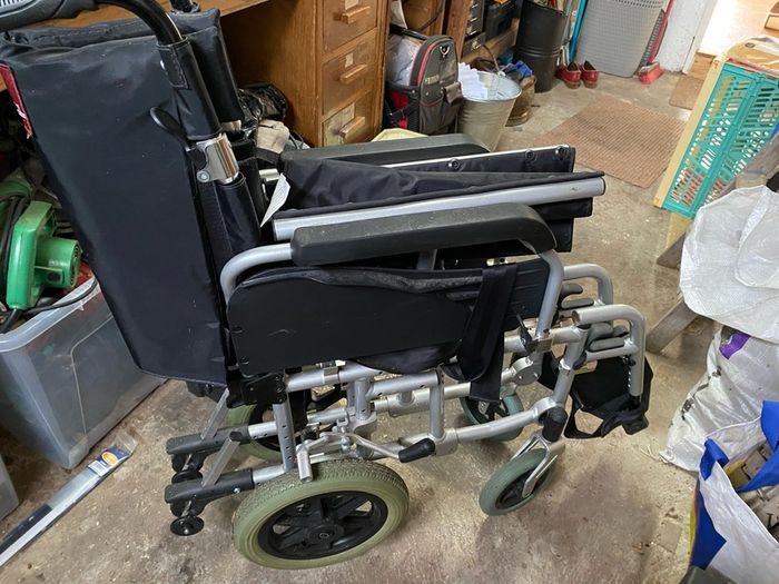 wheel chair