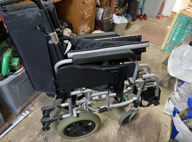 wheel chair