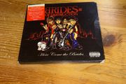 Brides Of Destruction - Here Come The Brides