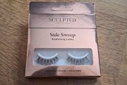 Sculpted eyelashes
