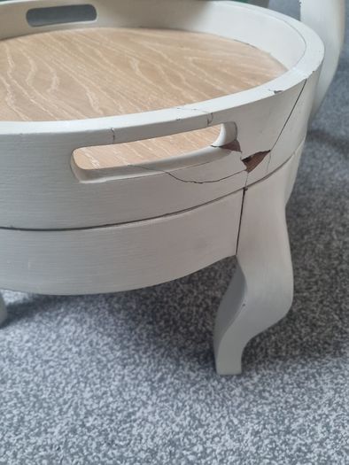 round coffee tables