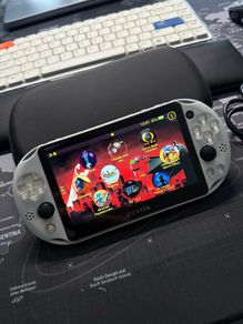 Modded Playstation vita + 256gb sd card