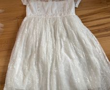 girl's white dress