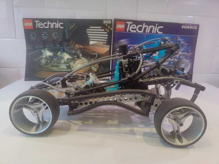 Lego Technics Command Vehicle 8428