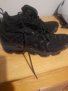 Black Nike vapourmax 8.5uk as new