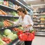 12 PCS, 21L Stackable PE Plastic Grocery Baskets with Metal Handles, Dense Mesh Structure, Holds up to 9.07kg, Portable for Grocery Image 8