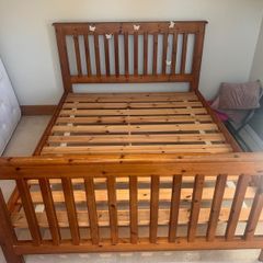 5ft Solid Wood Bed