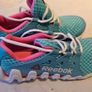 Ladies Reebok trainers Size 6 NEVER WORN Image 5