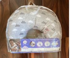 Boppy Nursing pillow/infant support pillow