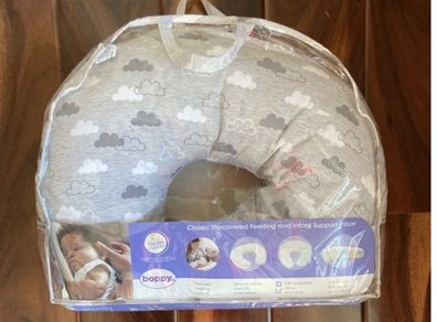 Boppy Nursing pillow/infant support pillow