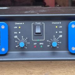 MC2 T2000 Amplifier
