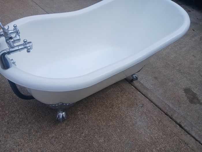 Cast iron slipper  bath