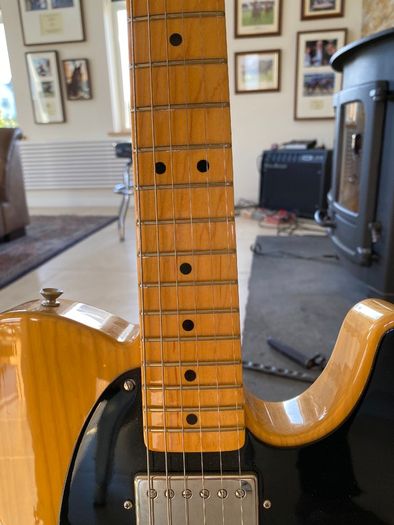 Fender 52 Telecaster American Vintage Reissue Limited Edition FSR. Albert Lee signature on back of headstock.