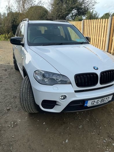BMW X5 commercial