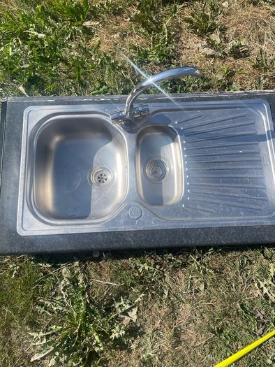 Kitchen sink & Kitchen Tap