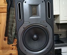 Behringer 3031A pair