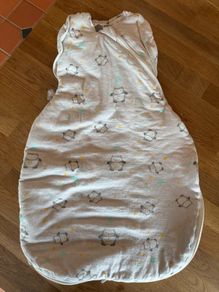 Tommee Tippie Newborn Swaddle