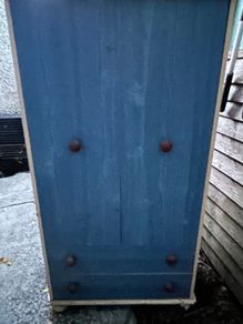 Small wardrobe with two drawers